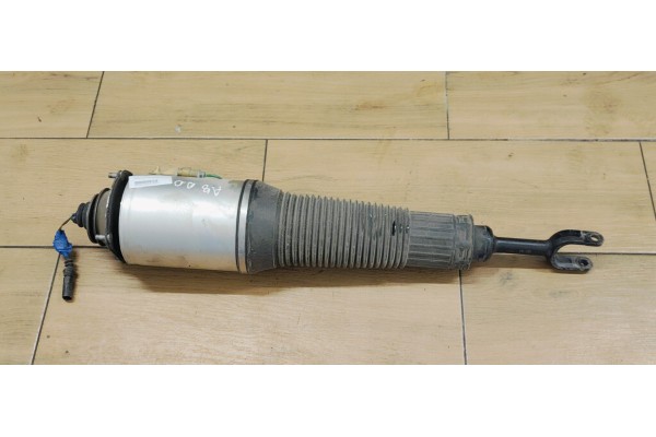Recambio de amortiguador delantero derecho para audi a8 (4e2) referencia OEM IAM   