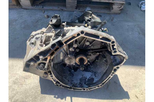 Recambio de caja cambios para renault scenic iii 1.5dci 85 referencia OEM IAM TL4610186  