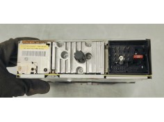 Recambio de sistema audio / radio cd para renault scenic iii 1.9 dci 130 referencia OEM IAM 281159389R  