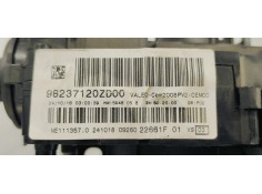 Recambio de mando multifuncion para peugeot 208 1.6 hdi 100 fap referencia OEM IAM 98237120ZD  