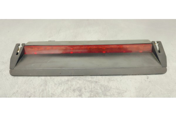 Recambio de luz central de freno para volkswagen passat berlina (3c2) 2.0 tdi 140 referencia OEM IAM 3C5945087  