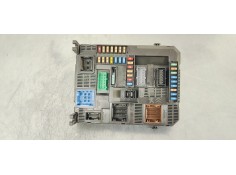 Recambio de caja reles / fusibles para peugeot 208 1.2 i turbo 110 referencia OEM IAM 9819850080  