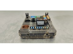 Recambio de caja reles / fusibles para peugeot 208 1.2 i turbo 110 referencia OEM IAM 9819850080  