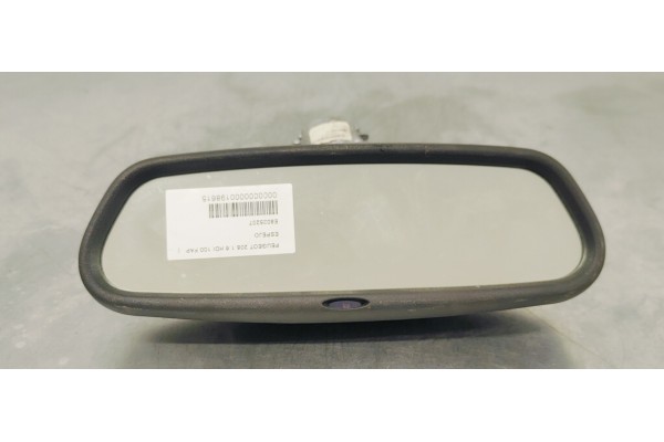 Recambio de espejo para peugeot 208 1.6 hdi 100 fap referencia OEM IAM E8025207  