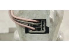 Recambio de espejo para peugeot 208 1.6 hdi 100 fap referencia OEM IAM E8025207  