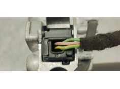 Recambio de espejo para peugeot 208 1.6 hdi 100 fap referencia OEM IAM E8025207  