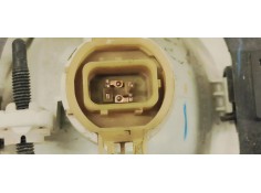 Recambio de faro antiniebla izquierdo para peugeot 208 1.6 hdi 100 fap referencia OEM IAM 9675450980  