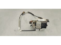 Recambio de cerradura puerta trasera izquierda para peugeot 208 1.6 hdi 100 fap referencia OEM IAM 9812501280  