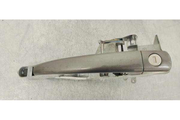 Recambio de maneta exterior delantera izquierda para peugeot 208 1.6 hdi 100 fap referencia OEM IAM 9680168680  
