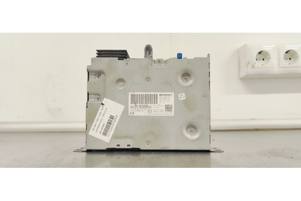 Recambio de sistema audio / radio cd para peugeot 208 1.6 hdi 100 fap referencia OEM IAM 9821908880  
