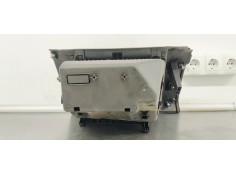 Recambio de guantera para peugeot 208 1.6 hdi 100 fap referencia OEM IAM 9672847477  