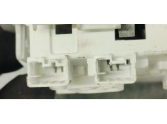 Recambio de luz interior para peugeot 208 1.6 hdi 100 fap referencia OEM IAM 9674441377  