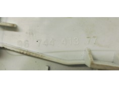 Recambio de luz interior para peugeot 208 1.6 hdi 100 fap referencia OEM IAM 9674441377  