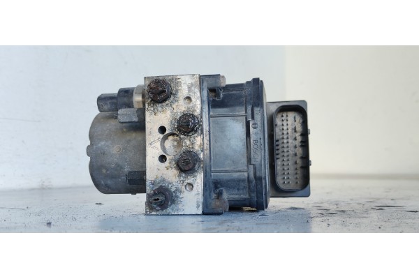 Recambio de abs para toyota avensis berlina (t25) 2.0 turbodiesel cat referencia OEM IAM 8954105100  