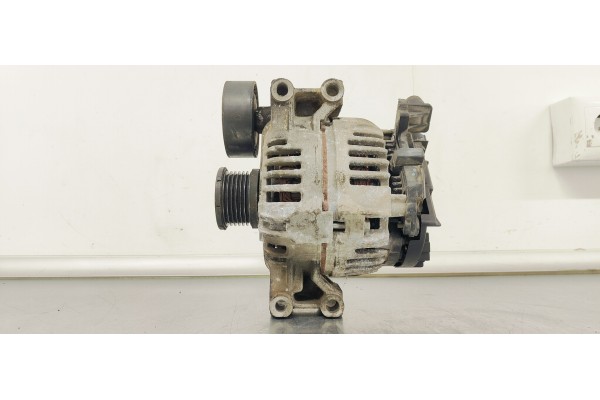 Recambio de alternador para bmw serie 1 berlina (e81/e87) 1.6 i referencia OEM IAM 0124325116  