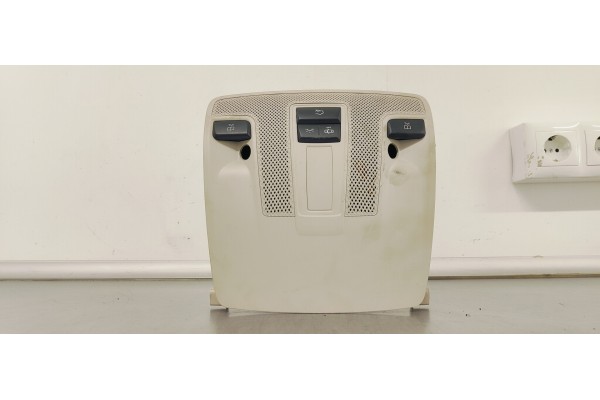 Recambio de luz interior para mercedes-benz clase b (w246) 1.8 cdi referencia OEM IAM A0009000702  