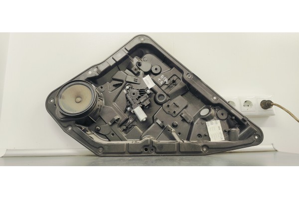 Recambio de elevalunas trasero derecho para mercedes-benz clase b (w246) 1.8 cdi referencia OEM IAM A2467300279  