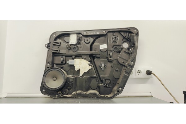 Recambio de elevalunas delantero derecho para mercedes-benz clase b (w246) 1.8 cdi referencia OEM IAM A2467200279  