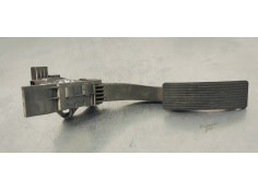 Recambio de pedal acelerador para mercedes-benz clase b (w246) 1.8 cdi referencia OEM IAM A2463001604  