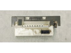 Recambio de pantalla multifuncion para renault kangoo 1.6 referencia OEM IAM 8200755144B  