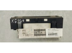 Recambio de pantalla multifuncion para renault kangoo 1.6 referencia OEM IAM 8200755144B  