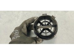 Recambio de rejilla aireadora para mercedes-benz clase b (w246) 1.8 cdi referencia OEM IAM A2468304100  