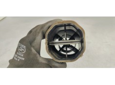 Recambio de rejilla aireadora para mercedes-benz clase b (w246) 1.8 cdi referencia OEM IAM A2468303900  