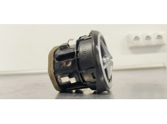 Recambio de rejilla aireadora para mercedes-benz clase b (w246) 1.8 cdi referencia OEM IAM A2468304000  