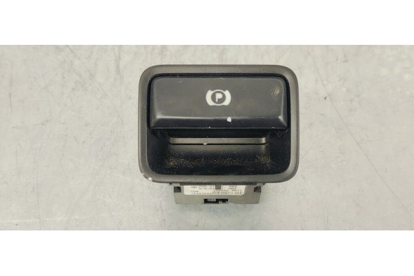 Recambio de freno de mano electrico para mercedes-benz clase b (w246) 1.8 cdi referencia OEM IAM A2469050451  