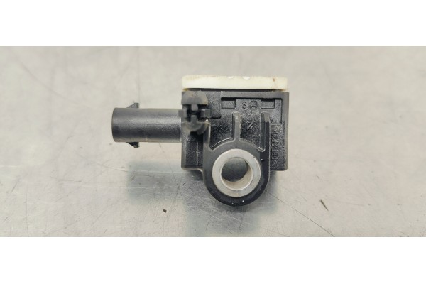 Recambio de sensor para mercedes-benz clase b (w246) 1.8 cdi referencia OEM IAM A1668210151  