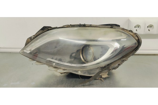 Recambio de faro izquierdo para mercedes-benz clase b (w246) 1.8 cdi referencia OEM IAM A2468207161  