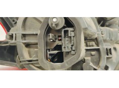 Recambio de piloto trasero derecho para peugeot 208 1.2 referencia OEM IAM 9825601180  