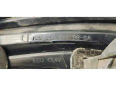 Recambio de piloto trasero derecho para peugeot 208 1.2 referencia OEM IAM 9825601180  