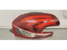Recambio de piloto trasero derecho para peugeot 208 1.2 referencia OEM IAM 9825601180  