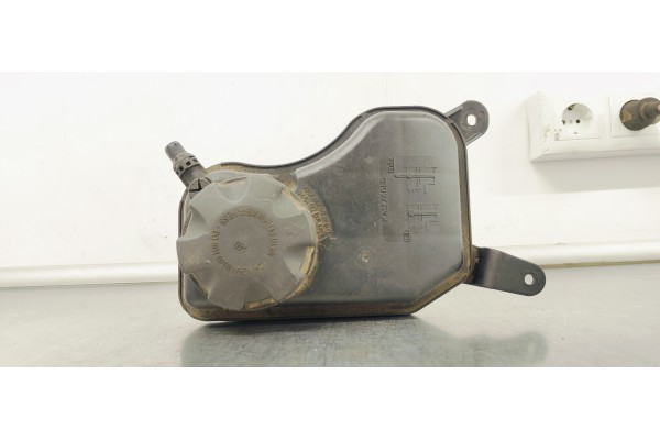 Recambio de deposito expansion para bmw serie 1 berlina (e81/e87) 1.6 i referencia OEM IAM 1713754302602  