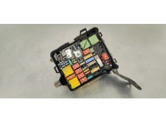 Recambio de caja reles / fusibles para peugeot 208 1.2 referencia OEM IAM   