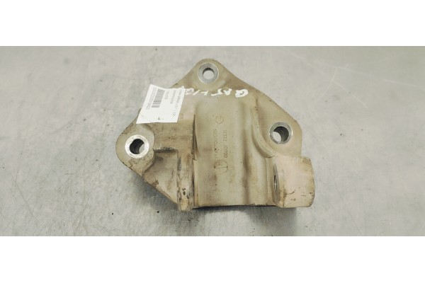 Recambio de soporte motor para nissan qashqai (j10) referencia OEM IAM 11332JD700  