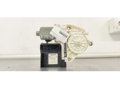 MOTOR ELEVALUNAS DELANTERO DERECHO 8P0959802 