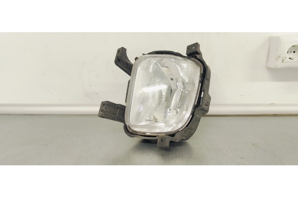 Recambio de faro antiniebla izquierdo para kia carens ( ) 1.6 i 135 referencia OEM IAM 92201A4010  