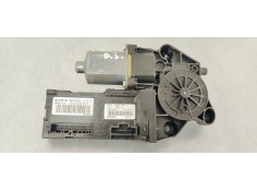 Recambio de motor elevalunas delantero izquierdo para renault megane iii berlina 5 p 2.0 i 140 referencia OEM IAM 807315510R  
