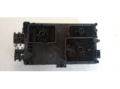 Recambio de caja reles / fusibles para opel insignia berlina 2.0 16v cdti referencia OEM IAM 529050199  