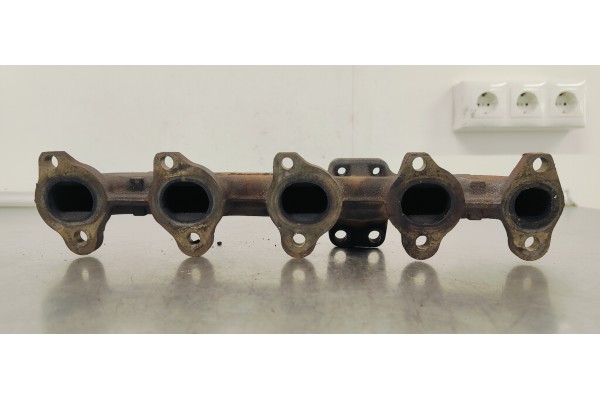 Recambio de colector escape para peugeot 3008 1.5hdi 130 fap referencia OEM IAM   