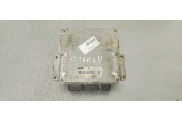 Recambio de centralita motor uce para renault trafic combi (ab 4.01) passenger privilege referencia OEM IAM 0281010633  