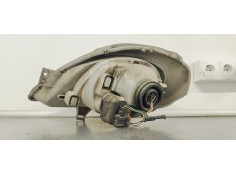Recambio de faro derecho para renault trafic combi (ab 4.01) passenger privilege referencia OEM IAM 7700311372  