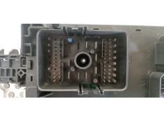 Recambio de caja reles / fusibles para opel insignia berlina 2.0 16v cdti referencia OEM IAM 529050199  