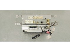 Recambio de sistema audio / radio cd para toyota auris 1.6 d4d 112 fap referencia OEM IAM 8614002360  