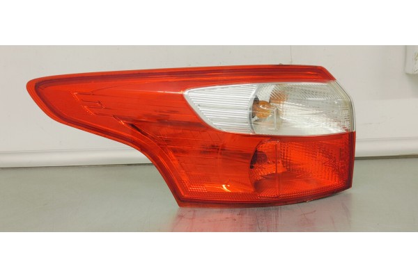 Recambio de piloto trasero izquierdo para ford focus lim. (cb8) 1.6 tdci referencia OEM IAM BM5113405G  
