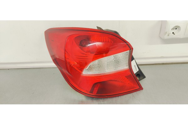 Recambio de piloto trasero izquierdo para ford ka+ 1.2i 85 referencia OEM IAM J7BB13405AC  
