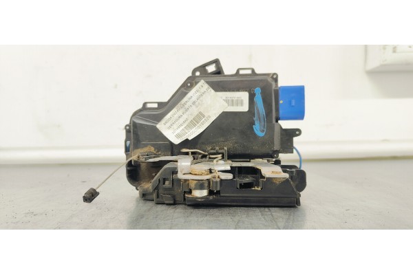 Recambio de cerradura puerta delantera derecha para skoda octavia berlina (1z3) 1.9 tdi 105 referencia OEM IAM 3D1837016AC  