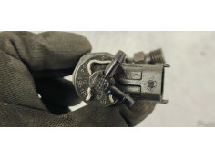 Recambio de inyector para peugeot 206 berlina look referencia OEM IAM 0445110075  